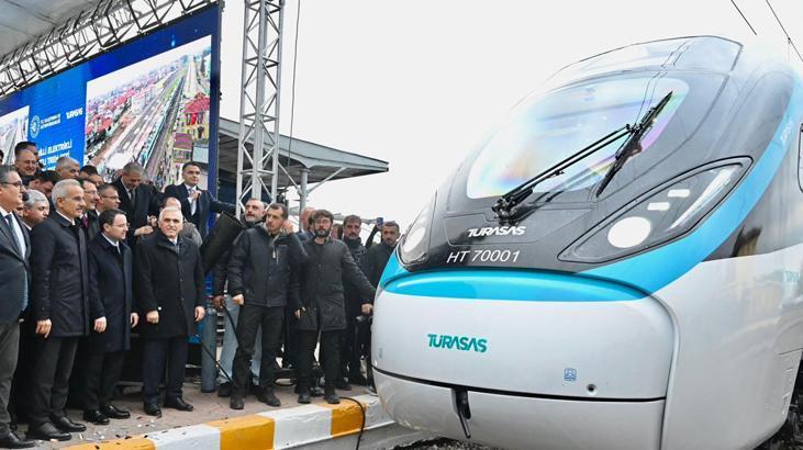Milli Elektrikli Hızlı Tren, saatte 225 kilometre hıza ulaştı